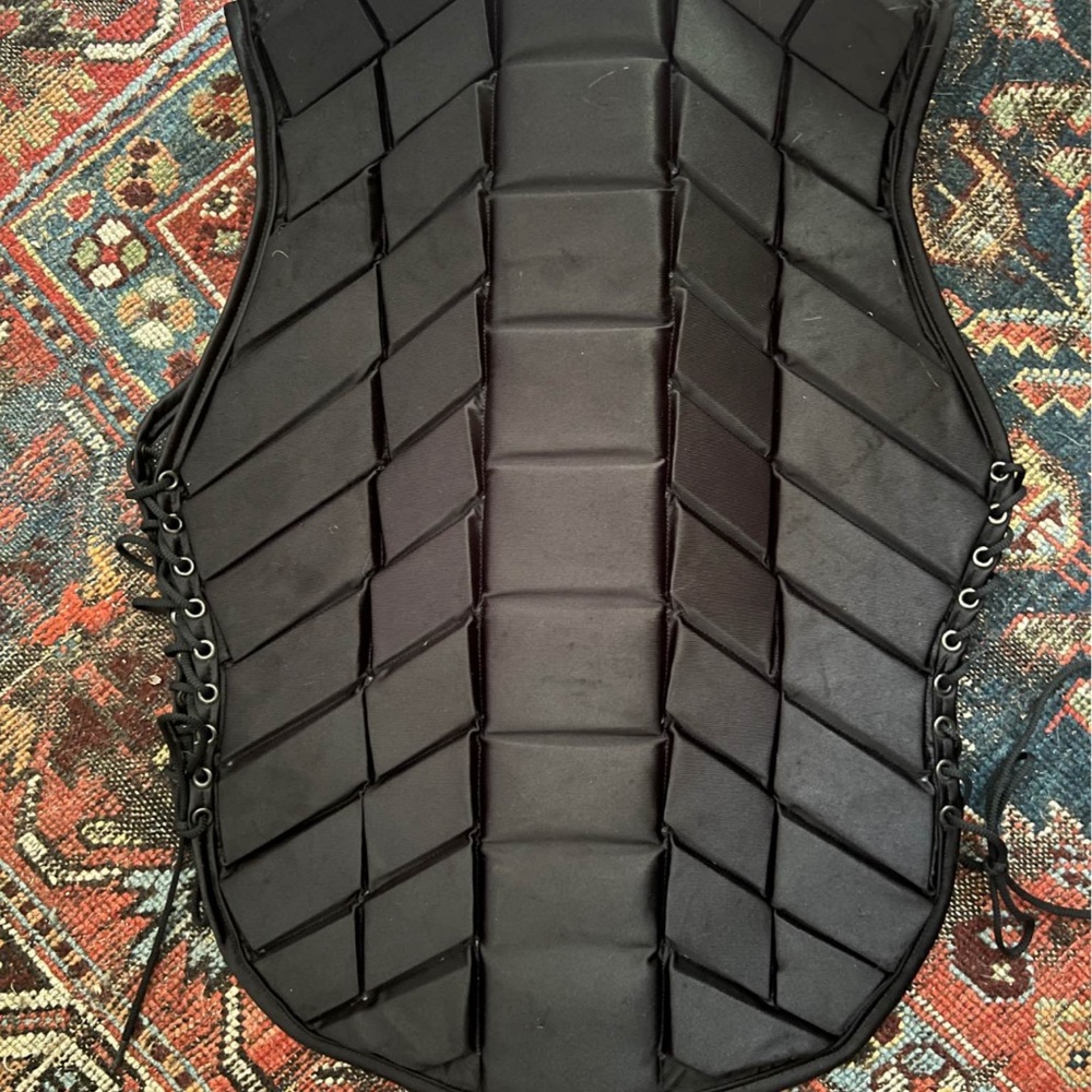 Tipperary Eventer Vest — equestrian riding protection - Picture 2 of 6